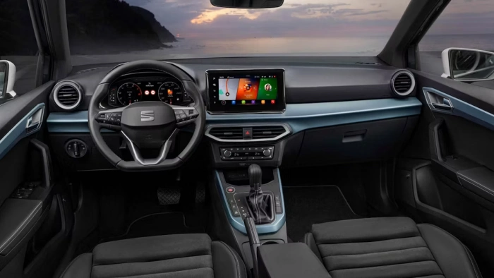 seat arona vs renault captur