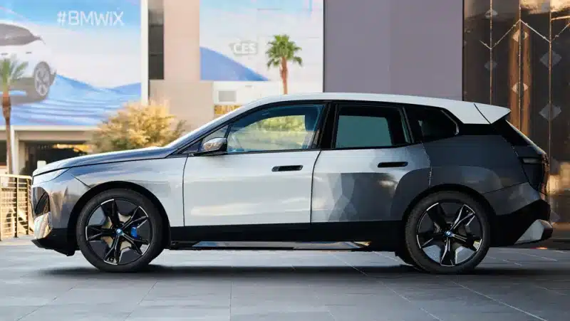 por-que-el-bmw-i8-es-mas-que-un-automovil-deportivo-explorando-su-diseno-innovador-y-tecnologia-eco-friendly