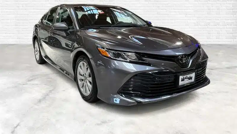 Por qué el Toyota Camry es una elección popular entre los conductores